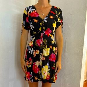 Billabong size S floral dress